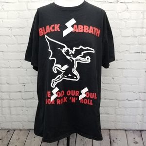 Black sabbath band tee size large